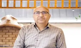 در ایران اصلاح صورت نمی‌پذیرد و انقلاب هم اتفاق نمی‌افتد/ تغییر از درون دولت و به علت تضاد قدرت زمینی و آسمانی می آید/ بعدها بی‌حجاب ها هم می خواهند استخدام شوند و دولت باید پاسخگو بشود