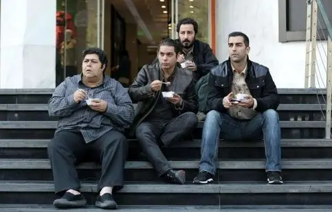 وایرال شدن سکانس گرانی قیمت سکه و دلار در فیلم برادران لیلا/ ویدئو 