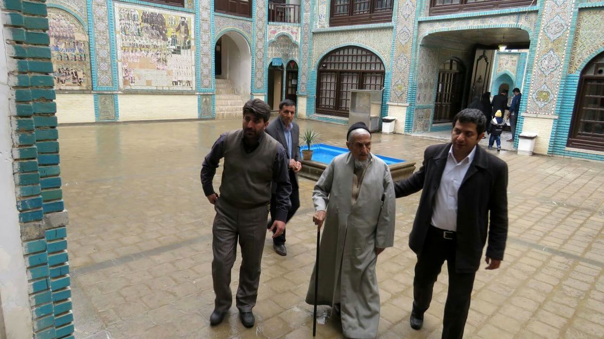 چرا آیتالله صانعی مرجعی متفاوت بود؟