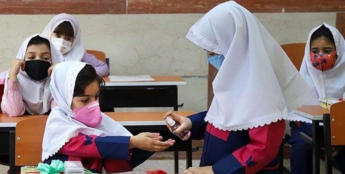 مدارس به دلیل کرونا تعطیل نخواهند شد/ بازرسی بهداشتی از ۳۳ هزار مدرسه کشور