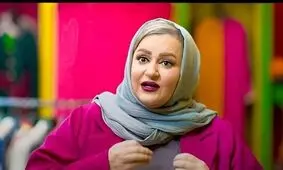 حضور نعیمه نظا‌م‌دوست در بین نیروهای هلال احمر/ عکس