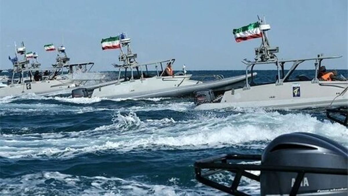 برای غرق کردن ناوهواپیمابر های آمریکایی فقط 30 قایق تندرو دارای موشک کروز نیاز است