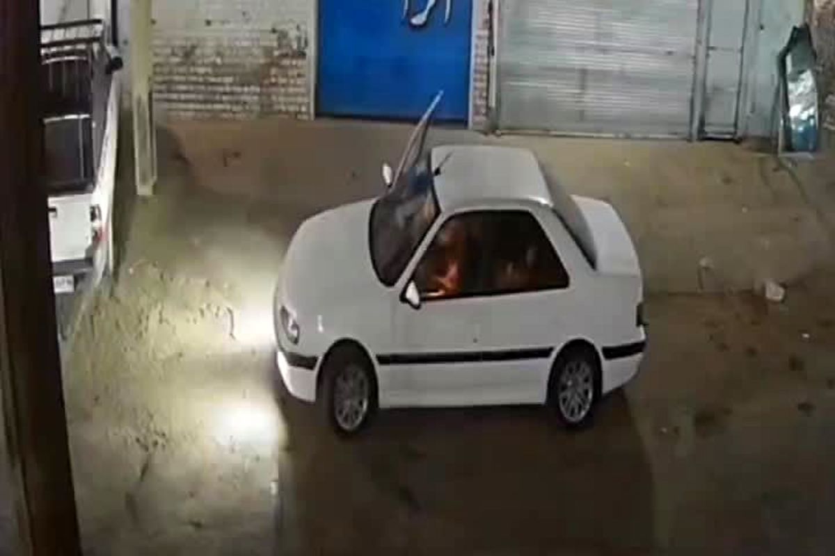 پرت کردن یک خانم به بیرون ماشین حین سرقت در دزفول/ ویدئو
