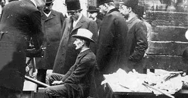 مظفرالدین شاه نخستین فیلمساز تاریخ ایران