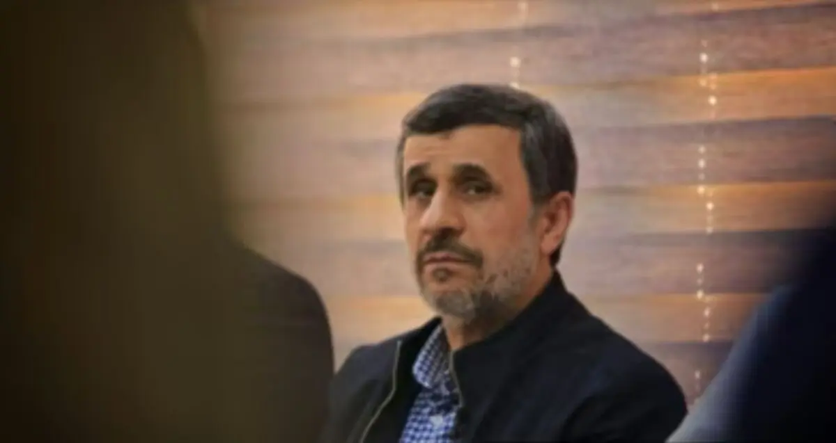 پیام احمدی نژاد در آستانه مراسم تشییع پیکر رهبر شهید انقلاب
