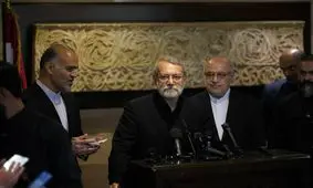 لاریجانی: من مسئول امنیت ملی کشور هستم و به صراحت می گویم ایران قصدی برای دخالت در لبنان ندارد/ تلاش نکیند موضع رسمی ایران را تغییر دهید/ دولت لبنان با طوایف مختلف مباحثه کند هر نتیجه ای رسید ما هم قبول داریم/ ویدئو