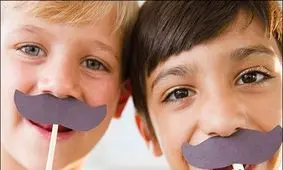 تا چه حد و مرزی می‌توانید با کودکان شوخی کنید؟