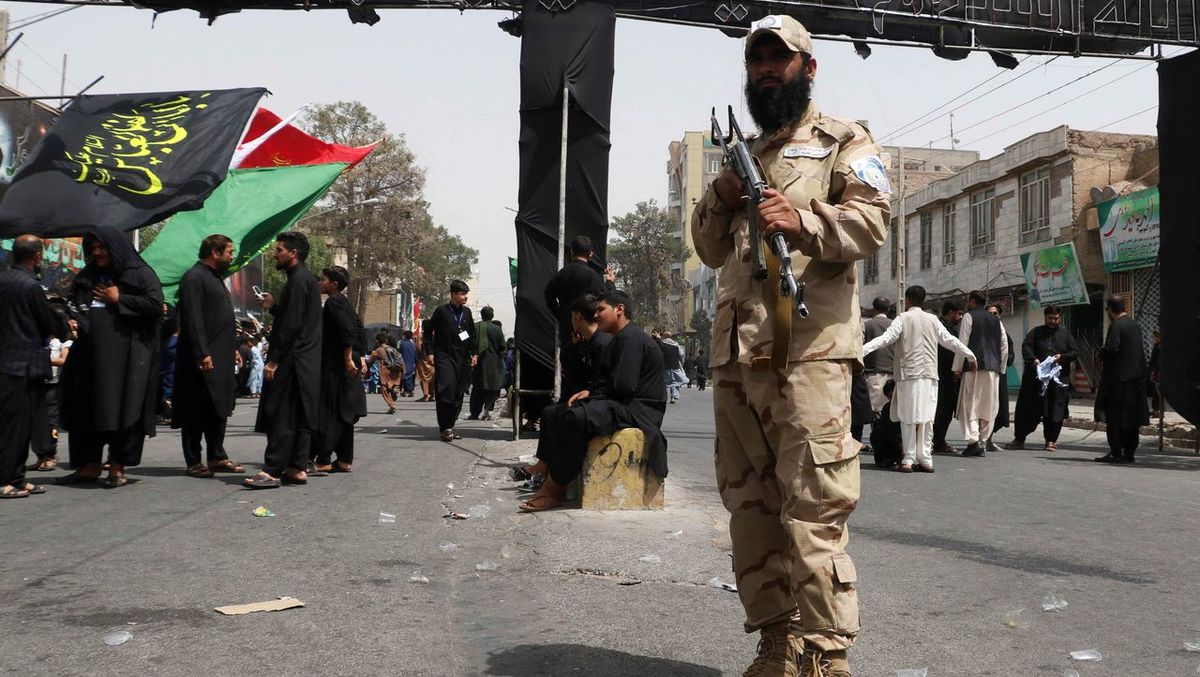 ظاهرا القاعده به صفوف طالبان در افغانستان نفوذ کرده است