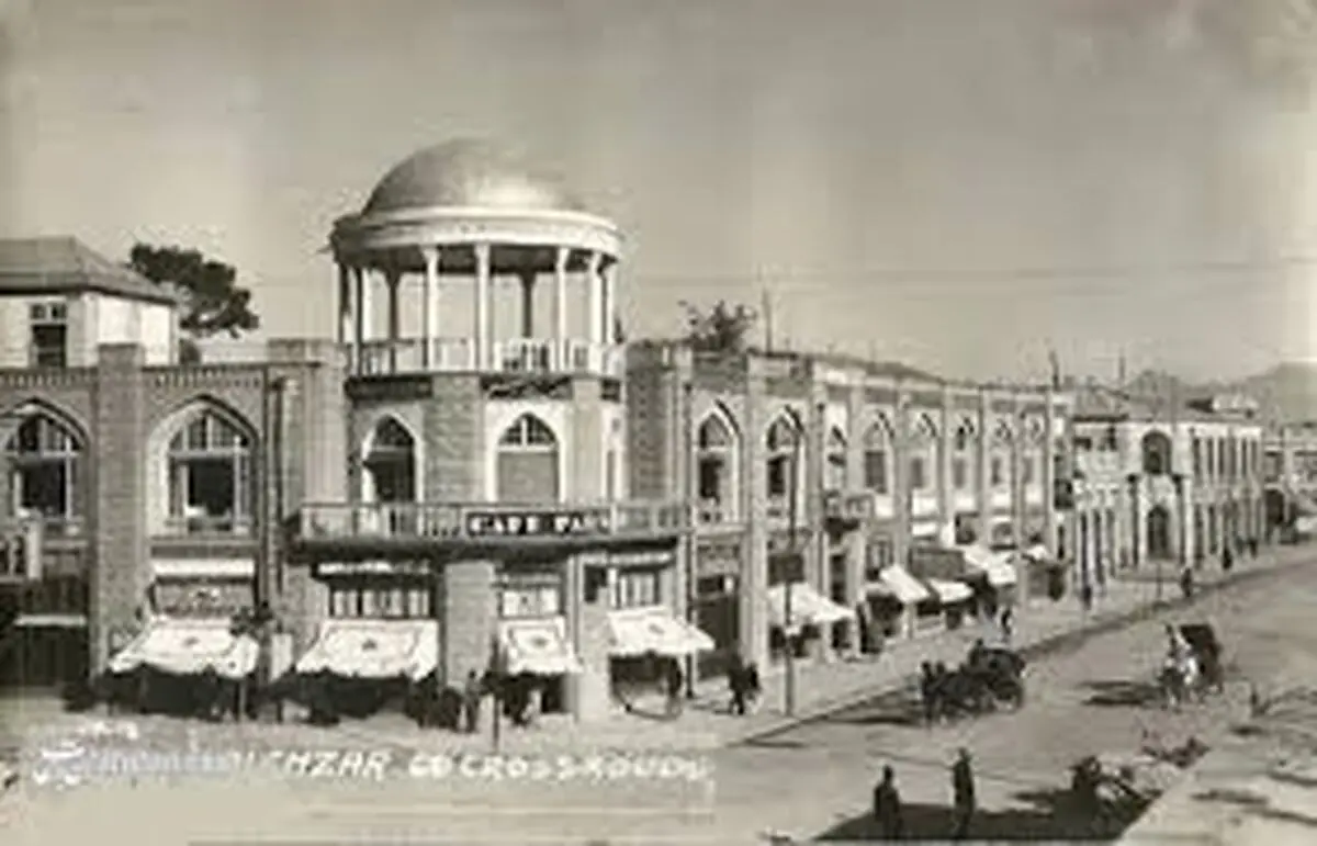 سفر در زمان؛ آگهی سر بریدن جلوی چشم مشتریان در یک کافه تهران