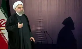 لباس رزمی که روحانی دیر به تن کرده است!

