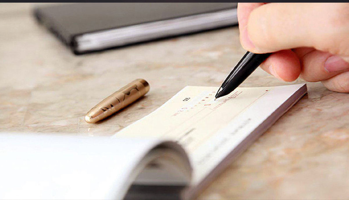 چک سفید امضاء چگونه دردسرساز می شود؟