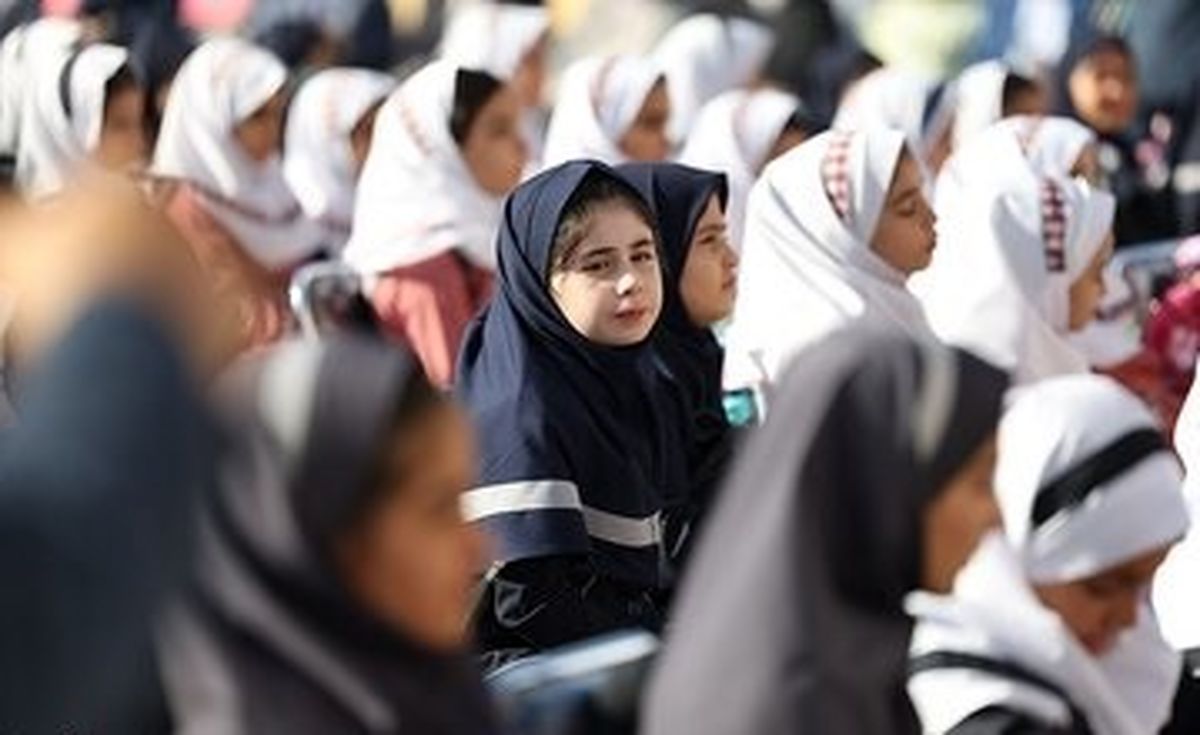 امسال مدارس از شهریور باز میشوند؟