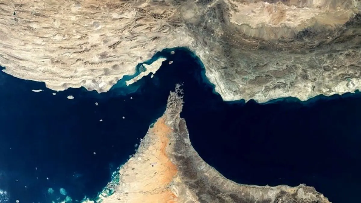 غرامت دهید تا از تنگه هرمز عبور کنید