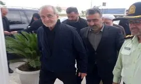 رئیس جمهور به بندر آستارا وارد شد

