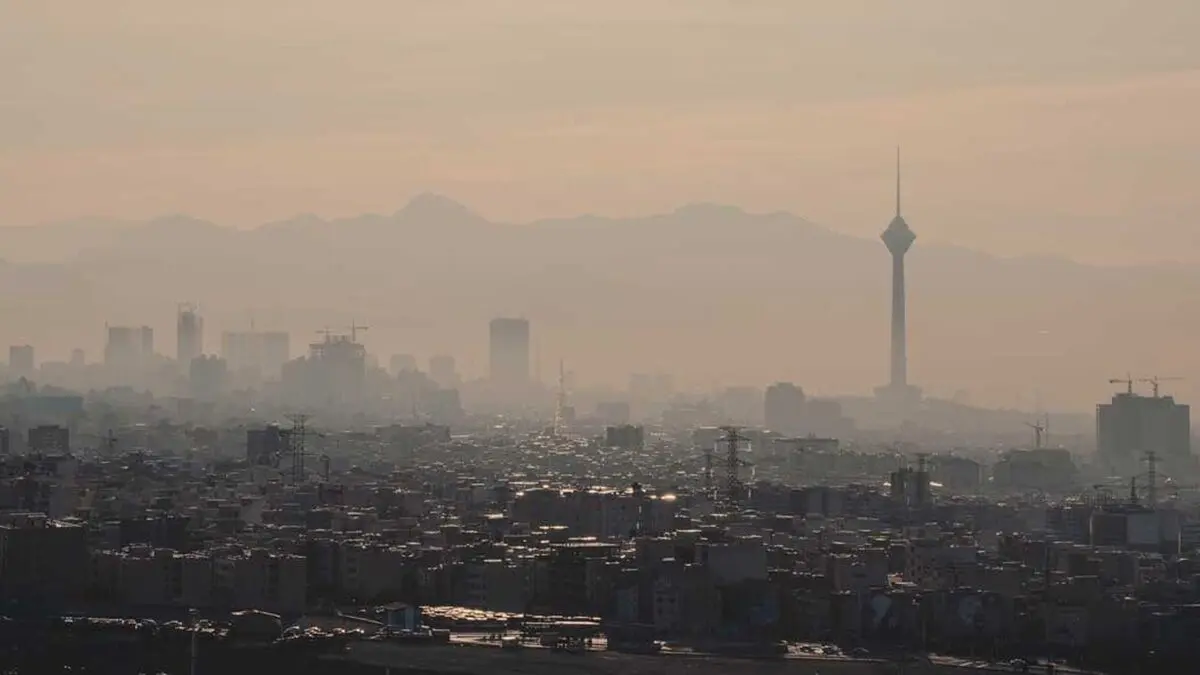 طرح عجیب‌ترین تصمیم دولت رئیسی تاکنون؛ استانداردهای آلودگی هوا را مثل چین می‌کنیم/ استاندارد بالای ۱۵۰ با انسان چه می‌کند؟