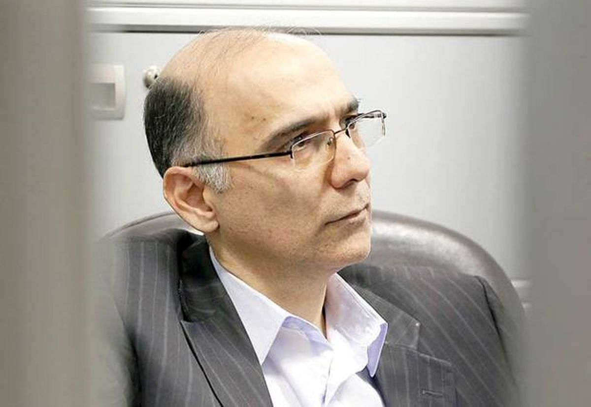 گروهی از مخالفان مذاکره، نفوذی هستند/ سیاست خارجی ایران در بنیاد و در اصول ایراد دارد و منافعملی محور نیست/ بانک های کشورهای عضو بریکس با ایران کار نمی کنند