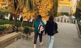 انتقاد تند کیهان از «وادادگی مسئولان رده بالای اجرایی» در برابر بی حجابی/ دشمن برای برهنگی و تن‌نمایی زنان و دختران سناریو دارد