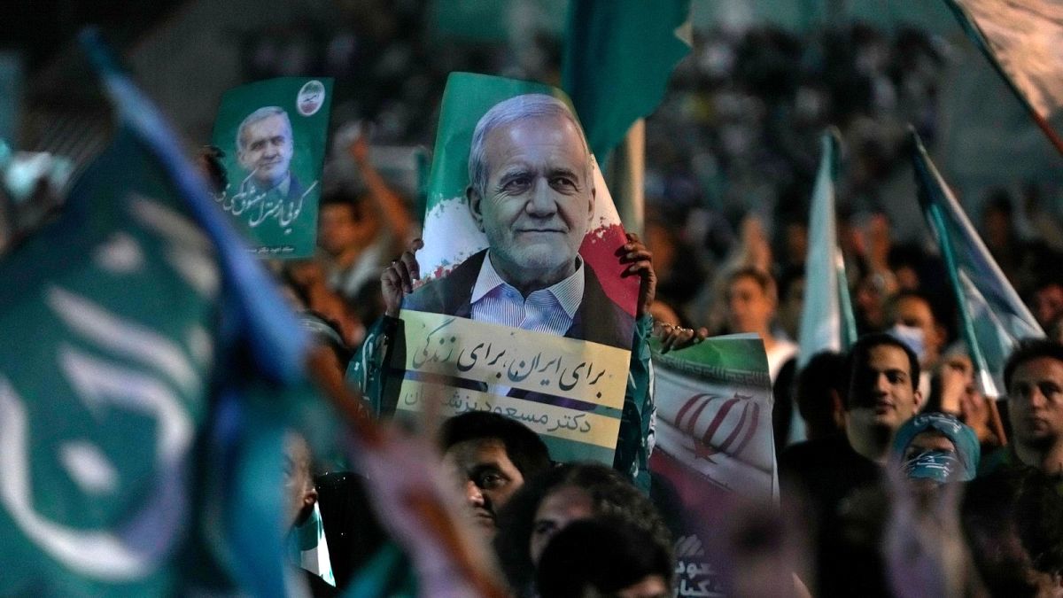 نسبت پزشکیان با دولت روحانی چیست؟ / پشتپرده خط و نشان کشیدن برای دولتی که حتی هنوز شروع به کار نکرده است