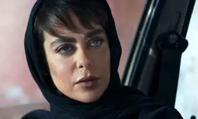 تصویری از الهام اخوان در کنار همراه کوچک بامزه‌اش