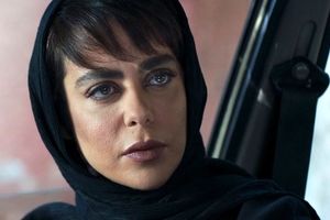 تصویری از الهام اخوان در کنار همراه کوچک بامزه‌اش