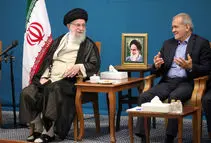  نمی‌توان از رهبری انتظار داشت که سیاست‌ها و دیدگاه‌های خود را تغییر دهند، اما می توان با تفویض اختیار به پزشکیان، راه را گشود/ اعتراضات اخیر دیگر مطالبات اطلاح‌طلبانه صرف نبودند و شکل و شمایلی براندازانه و رادیکال به خود گرفتند