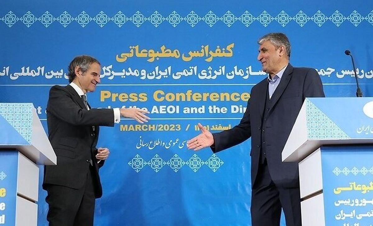 «زبان بدن» متنوع «گروسی» در مذاکرات مهم هسته‌ای تهران/ عکس