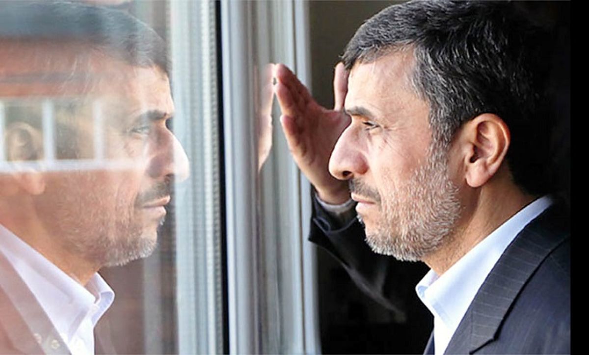 اولین واکنش محمود احمدی نژاد به حمله موشکی ایران به اسرائیل

