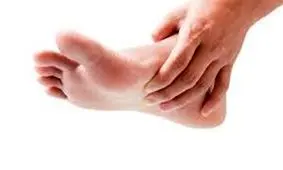 ۳ اشتباه رایج که به پاها آسیب می رساند