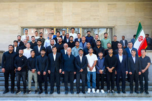 پزشکیان در مراسم تجلیل از قهرمانان کشتی آزاد و فرنگی: تسلیم شدن در وجود ما نیست