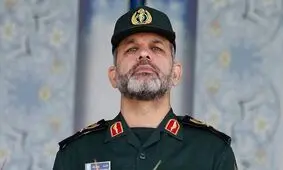 اولین تصویر از سردار احمد وحیدی پس از جنگ

