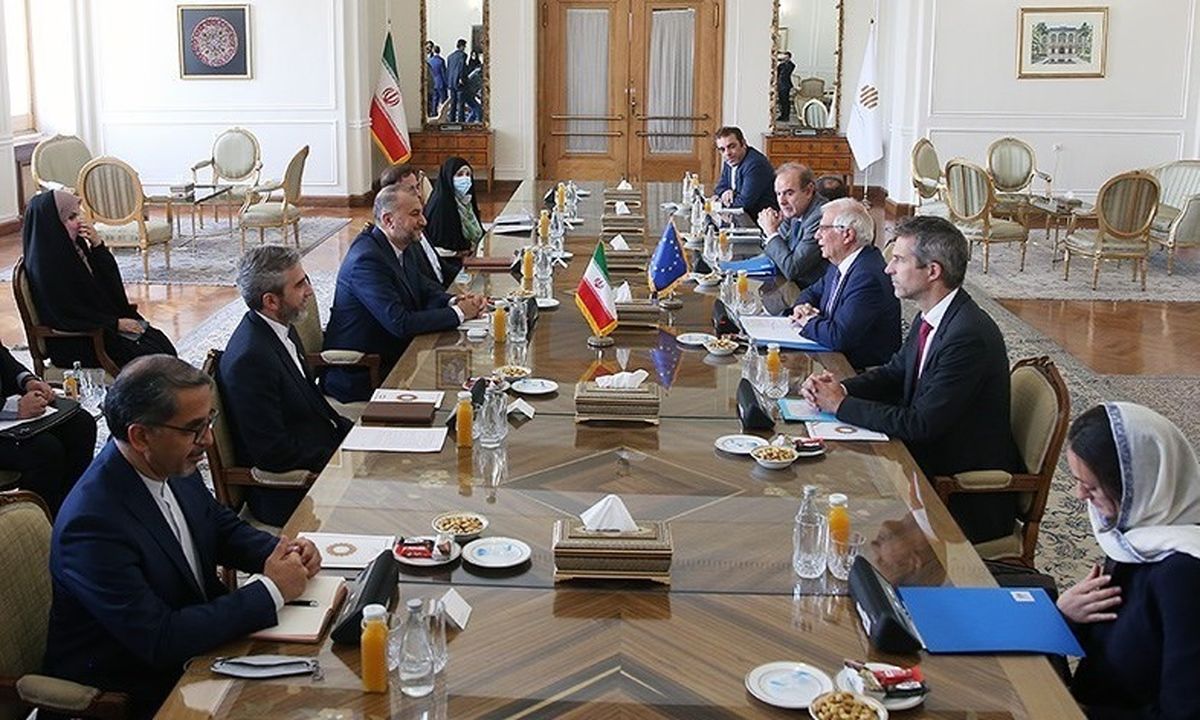 علاوه بر شتاب به مذاکرات برای آزادی شهروندان اتحادیه اروپا در ایران درخواست شد
