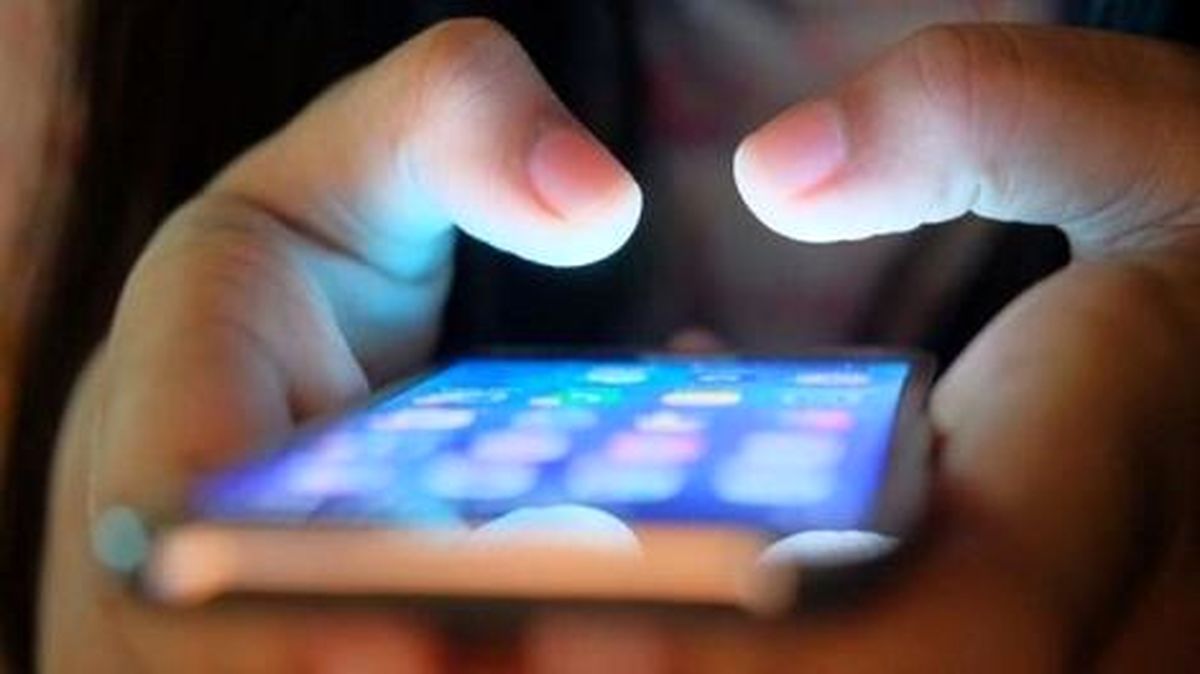 اپراتورهای تلفن همراه باید بستههای اینترنتی با حجم بیشتر ارائه کنند