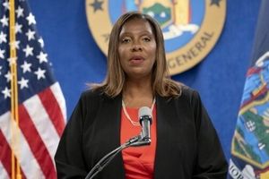 ترامپ، دادستان کل نیویورک را به دادگاه کشاند