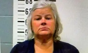 این زن دزد سریالی عروسی‌ها بود