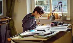 چگونه عاشق مطالعه شویم و با لذت درس بخوانیم؟