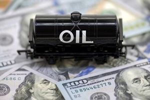 تاثیر تحولات بازار نفت بر کاهش قیمت دلار/ چرا از داده‌های بازار نفت باید انتظار کاهش قیمت ارز را داشت؟