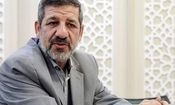 خانم‌هایی را می‌بینم که با کمر و ناف بیرون‌زده دنبال جلب مشتری‌اند نه موتورسواری!/ با رعایت شئونات اسلامی موافق گواهینامه موتور برای بانوان هستم
