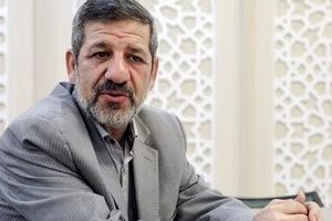 خانم‌هایی را می‌بینم که با کمر و ناف بیرون‌زده دنبال جلب مشتری‌اند نه موتورسواری!/ با رعایت شئونات اسلامی موافق گواهینامه موتور برای بانوان هستم