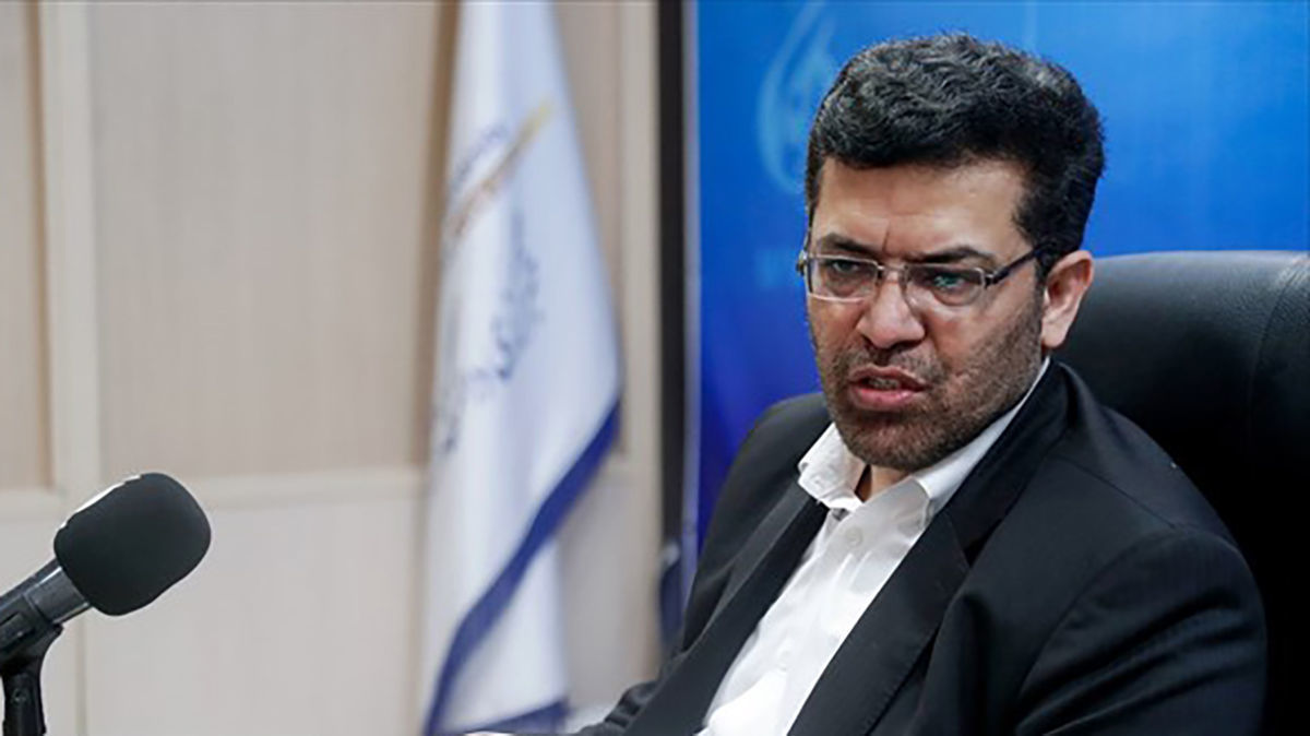 مقصر سازمان بودجه است اما وزیر آموزش را استیضاح میکنیم!