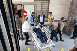 تصادف اتوبوس دانشآموزان با خودروی سواری در ارومیه؛ ۱۰ نفر مصدوم شدند