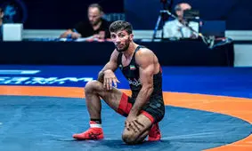 هنرنمایی 2 ملی پوش کشتی فرنگی با توپ فوتبال/ ویدئو
