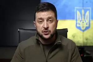 ادعای زلنسکی: روسیه به ایران اطلاعات ماهواره ای می‌دهد