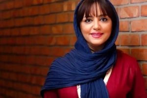 عکسی از استایل جذاب لیلا برخورداری در جشن تولد 47 سالگی