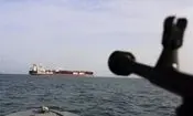 چند کشتی متخلف در تنگه هرمز مورد هدف قرار گرفتند

