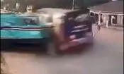 برخورد مرگبار قطار با اتوبوس مدرسه در اوگاندا؛ ده‌ها دانش‌آموز کشته و زخمی شدند
