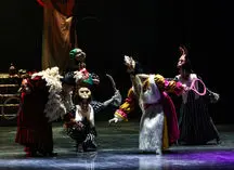 بازگشت قهرمان عدالت‌خواه به صحنه؛ نگاهی تصویری به نمایش موزیکال «رابین هود» در تالار وحدت