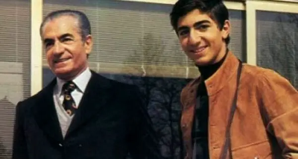 وصیت‌نامه سیاسی محمدرضا پهلوی؛ سندی واقعی یا داستان‌سرایی به وقت بیماری؟ / متنی که دعوای مالی در خاندان سلطنتی به راه انداخت / شاه واقعا می‌خواست قدرت را به ولیعهد خود منتقل کند؟