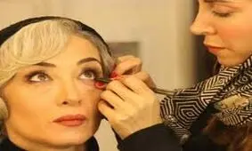 گریم سنگین پانته آ پناهی ها در پشت صحنه تاسیان/ عکس