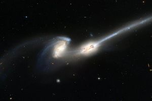 2 کهکشان اگر با هم برخورد کنند چه اتفاقی می افتد؟

