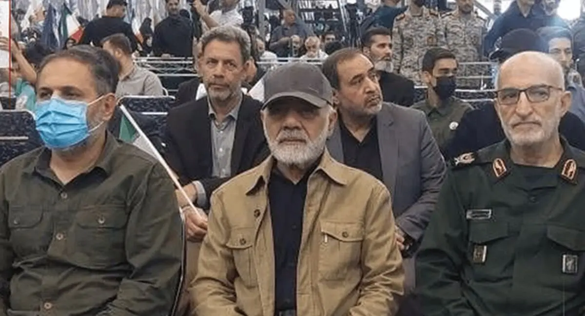حضور فرمانده قرارگاه خاتم الانبیا در مراسم بزرگداشت شهدای جنگ تحمیلی/ سرلشکر عبداللهی: با سلاح‌های بومی، دشمن را شکست دادیم/ ایران ارائه‌دهنده «الگوی جدید جنگ» در عرصه جهانی است